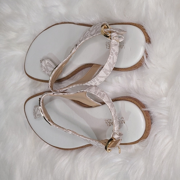Lightly used Michael Kors Monogram Print Sandals - Picture 2 of 7